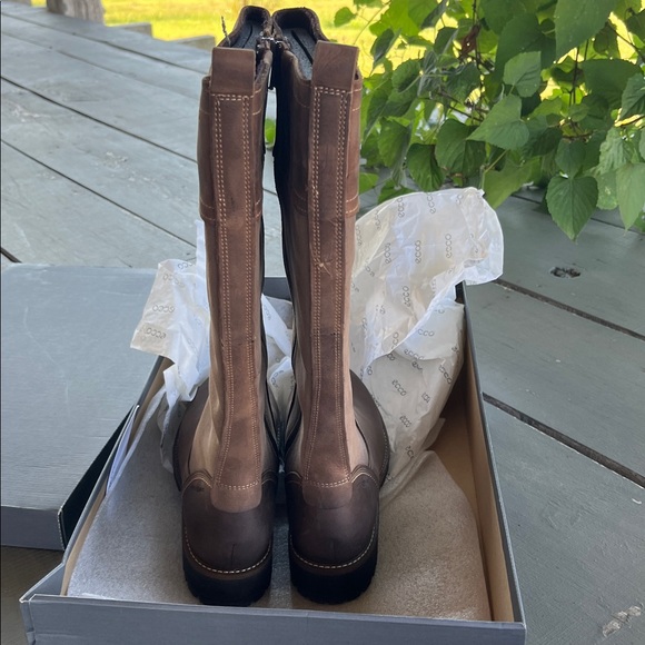 New in Box - Ecco “Elaine”
Dark Brown Leather Tall Boots - Picture 4 of 9